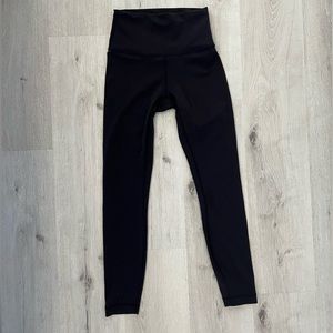 Lululemon Wunder Train 25” Size 4 Black
